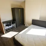 Rent 2 bedroom apartment in West Midlands