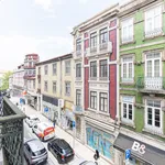 Rent 1 bedroom apartment of 432 m² in Porto