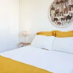 Rent 1 bedroom apartment of 45 m² in porto