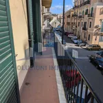 Rent 3 bedroom apartment of 95 m² in Messina