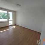 Pronajměte si 3 ložnic/e byt o rozloze 75 m² v Chomutov