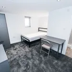 Rent 6 bedroom house in Leeds