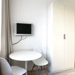 Rent 1 bedroom apartment of 26 m² in Cologne