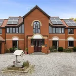 Rent 6 bedroom house in Essex