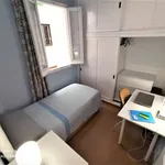 Rent a room of 120 m² in madrid