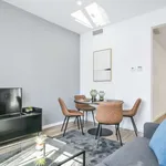 Rent 2 bedroom apartment of 82 m² in barcelona