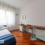 Rent 4 bedroom apartment of 134 m² in Milan