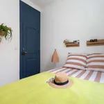 Rent a room in lisbon