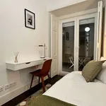 Rent a room in lisbon