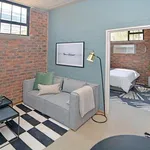 Rent 1 bedroom apartment in Johannesburg