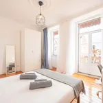 Rent a room of 130 m² in Lisboa