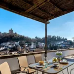 Rent 2 bedroom apartment of 180 m² in Granada