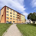 Pronajměte si 2 ložnic/e byt o rozloze 36 m² v Habartov