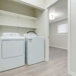 Appartement de 1259 m² avec 3 chambre(s) en location à Red Deer