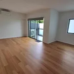 Rent 2 bedroom apartment in Bentleigh East