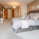 Rent 5 bedroom house in West Midlands