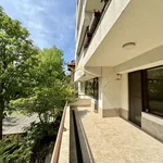 Rent 4 bedroom apartment of 182 m² in București