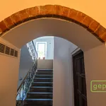 Rent 2 bedroom apartment in Praha 3