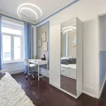 Rent a room in lisbon