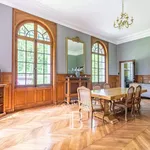 Maison de 861 m² avec 17 chambre(s) en location à Jaux