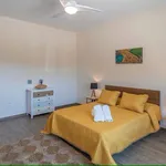 Alquilo 3 dormitorio casa de 140 m² en Málaga