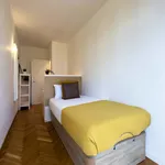 Rent a room of 14 m² in Barcelona