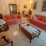 Rent 2 bedroom apartment of 90 m² in Παγκράτες