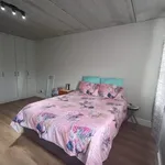 Rent 1 bedroom apartment in Cape Town