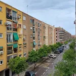 Rent 2 bedroom apartment of 65 m² in valencia