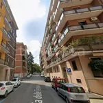 Affitto 3 camera appartamento di 95 m² in Piacenza