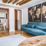 Rent 1 bedroom apartment of 463 m² in Paris