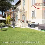 Rent 5 bedroom house of 1 m² in Rome