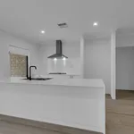 Rent 4 bedroom house in Baldivis