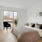 Lej 3-værelses lejlighed på 130 m² i Kgs. Lyngby