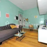 Rent 4 bedroom apartment of 98 m² in Genoa