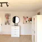 Miete 4 Schlafzimmer wohnung von 90 m² in Frankfurt