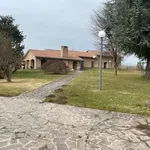 Rent 7 bedroom house of 700 m² in Bernareggio