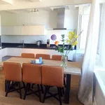 Huur 1 slaapkamer appartement van 700 m² in Amsterdam