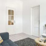 Rent a room of 90 m² in lisbon