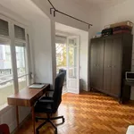 Rent a room in lisbon