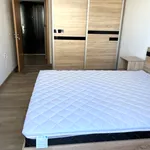 Rent 2 bedroom apartment of 60 m² in Южен