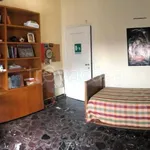 Rent 4 bedroom apartment of 81 m² in Milano