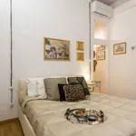 Rent 1 bedroom apartment of 50 m² in Florence