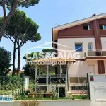 Rent 6 bedroom house of 300 m² in Rome