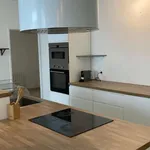 Rent 3 bedroom apartment of 74 m² in Bordeaux