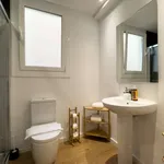 Rent 3 bedroom apartment of 95 m² in barcelona