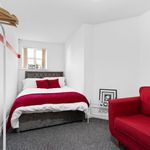 Rent 2 bedroom flat of 547 m² in Sandwell