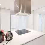 Rent 3 bedroom apartment of 67 m² in barcelona