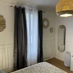 Rent 2 bedroom apartment of 47 m² in paris