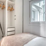 Rent 3 bedroom apartment of 84 m² in Barcelona